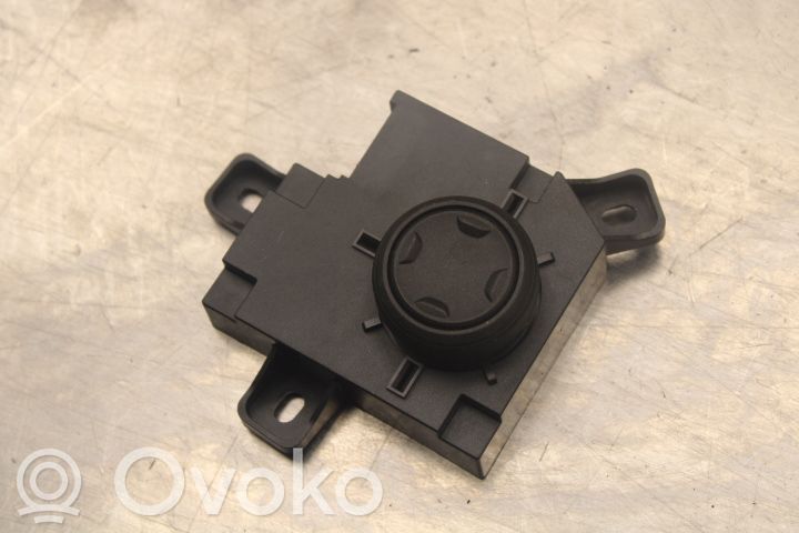 Volvo XC40 Interruptor de control del asiento 
