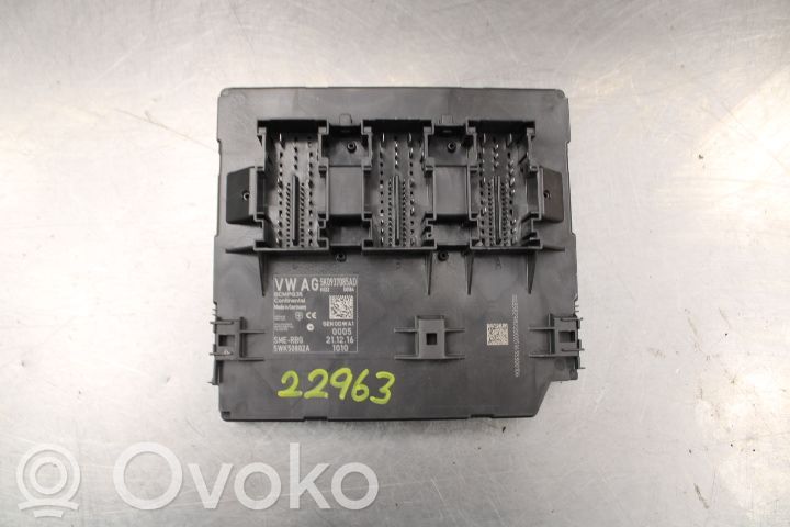Módulo de fusible   5K0937085AD