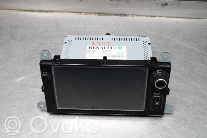 Renault Clio IV Radio/CD/DVD/GPS head unit 
