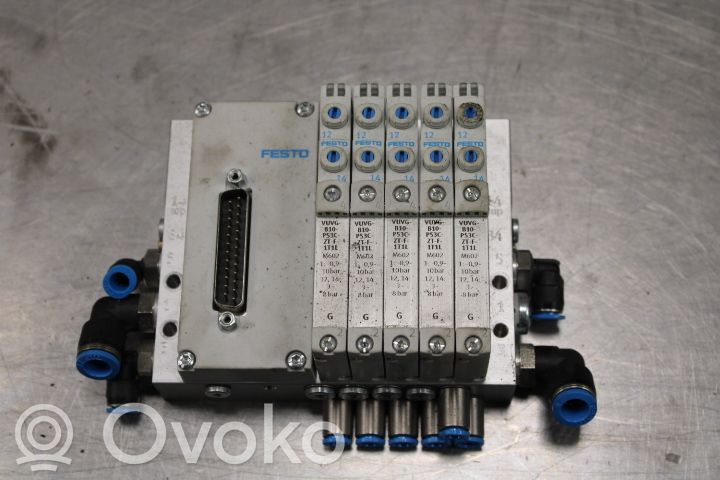 Sonstige Steuergeräte / Module   VTUG10MSDRS8B1T