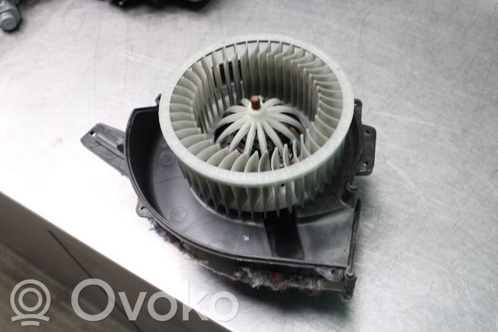 Skoda Praktik (5J8) Ventilator aerotermă 