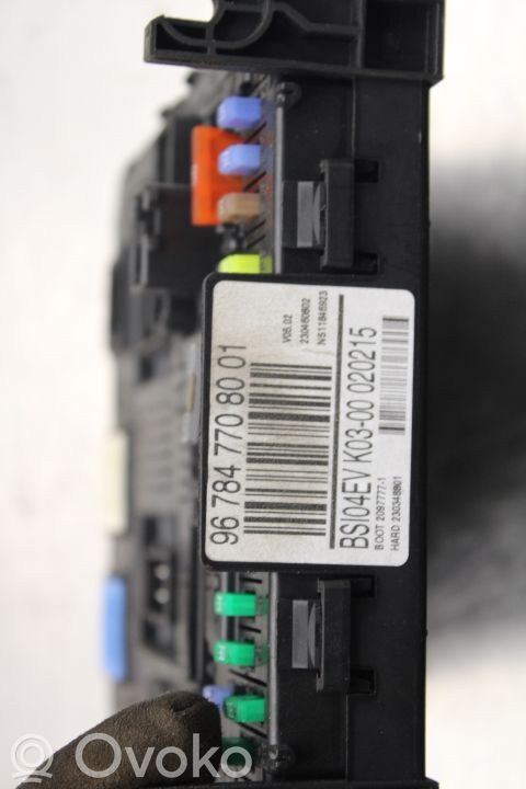 Módulo de fusible   967847708001