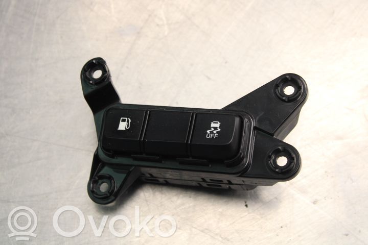Traction control (ASR) switch   93750D4520