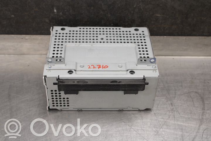Panel / Radioodtwarzacz CD/DVD/GPS   2387294,10R048415