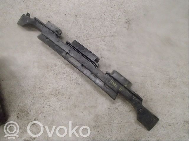 Saab 9-3 Ver2 Takapuskurin tukipalkki