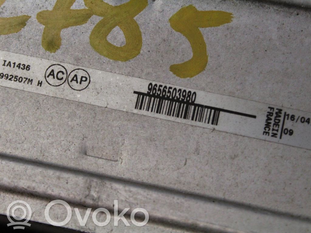 Peugeot Partner Chłodnica powietrza doładowującego / Intercooler 