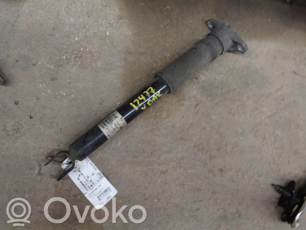 KIA Ceed Takaiskunvaimennin 