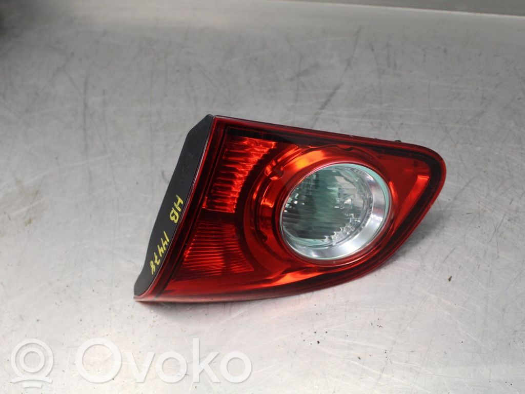 Nissan Qashqai Lampă spate în capacul portbagajului 