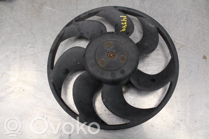 Mercedes-Benz Vito Viano W639 Ventilator electric răcire radiator 