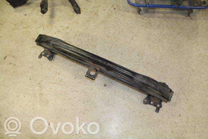 Volkswagen Golf V Poprzeczka zderzaka przedniego 