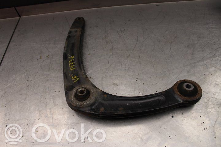Peugeot 308 Querlenker Achsschenkel vorne