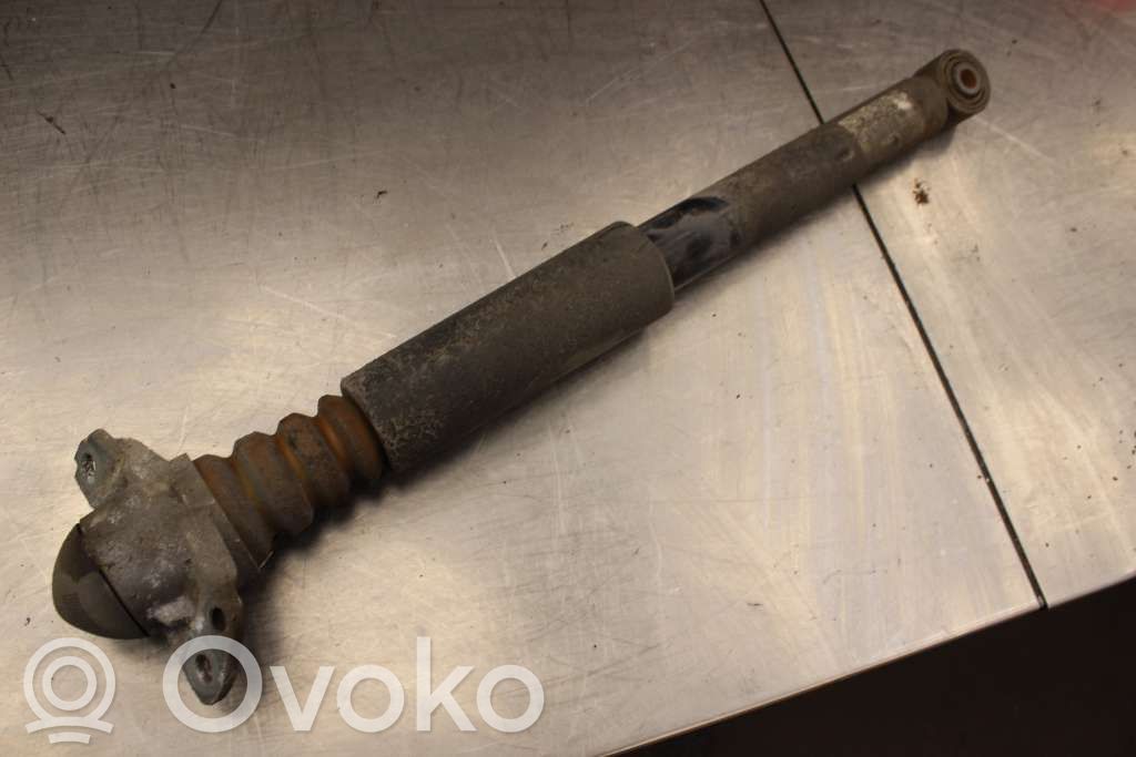 Volkswagen PASSAT B6 Amortizor spate