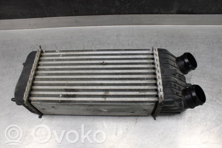 Peugeot 207 Starpdzesētāja radiators 