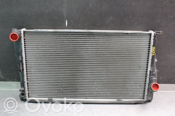 BMW 1 E81 E87 Coolant radiator 