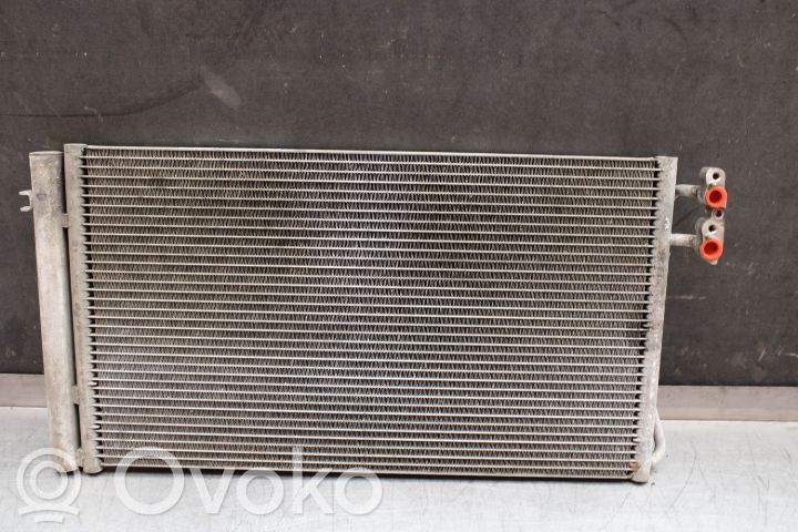 BMW 3 E90 E91 Oro kondicionieriaus radiatorius aušinimo 