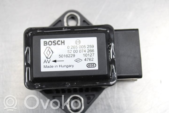 Renault Clio III Sensor de aceleración 