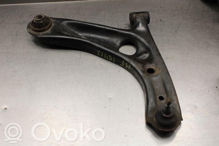 Peugeot 107 Querlenker Achsschenkel vorne 