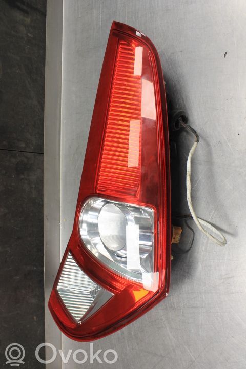 Suzuki Splash Lampă spate în caroserie