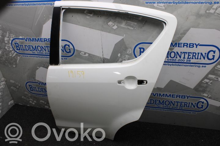 Suzuki Splash Galinės durys 