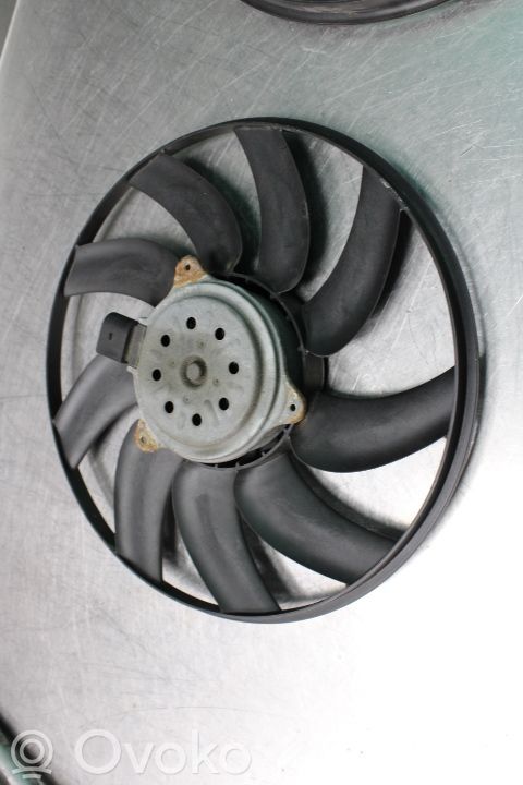 Audi A4 S4 B8 8K Ventilator electric răcire radiator 