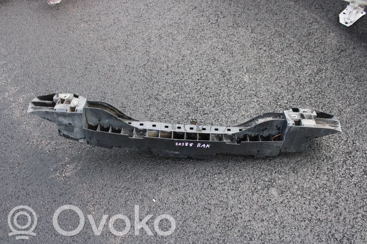 Renault Clio III Travesaño del parachoques trasero 