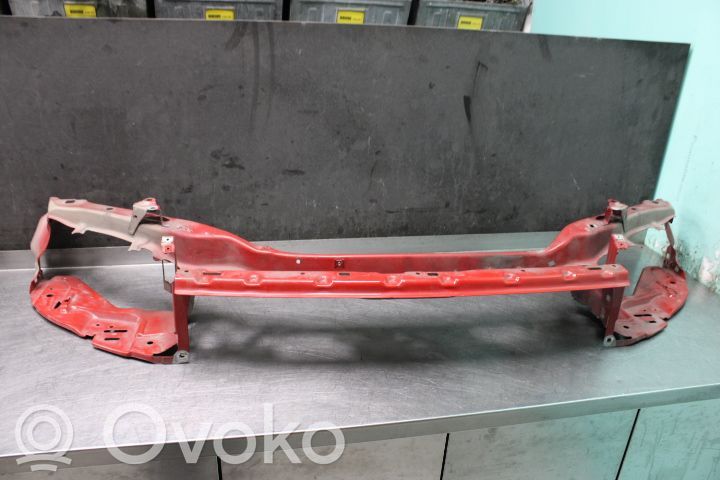 Volvo V50 Radiatoru paneļa augšējā daļa (televizors) 