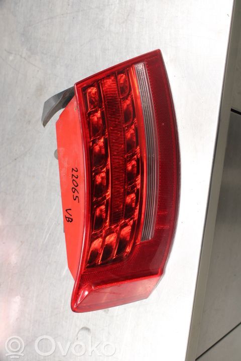 Audi A5 8T 8F Lampă spate în caroserie 