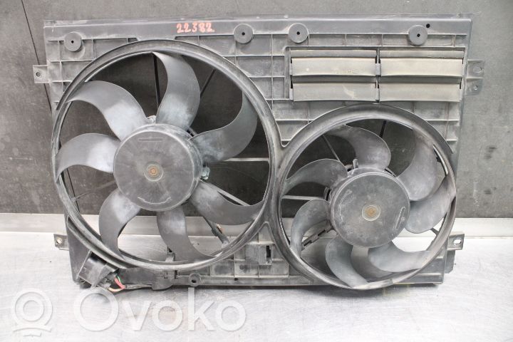 Volkswagen PASSAT B7 Convogliatore ventilatore raffreddamento del radiatore