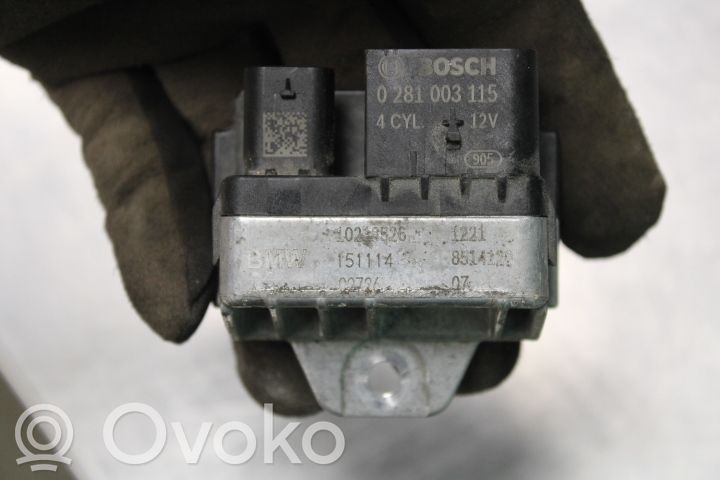 Relé de encendido   0281003115