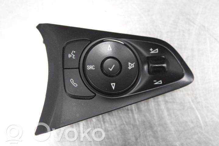 Boutons / interrupteurs volant   39172789