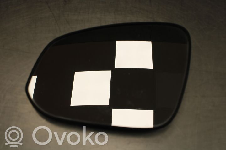 Wkład lusterka drzwi przednich   879610KB40,SR1300