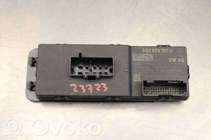 Volkswagen PASSAT B8 Tailgate/trunk control unit/module 