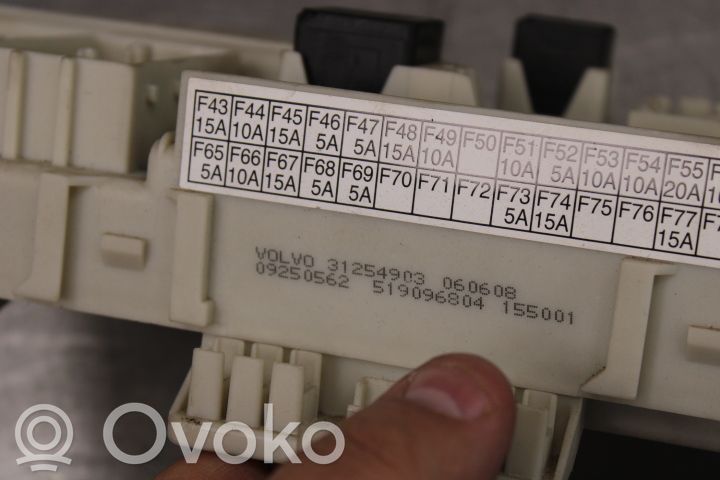 Module de fusibles   31254903
