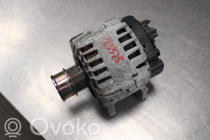 Volkswagen Golf VII Generator/alternator 