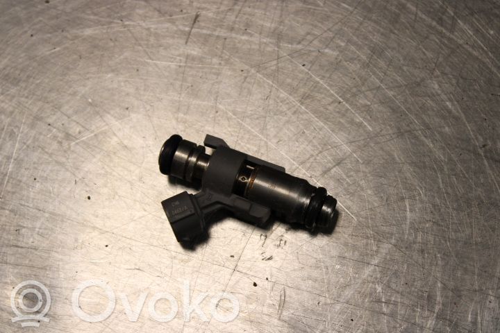 Iveco Daily 6th gen Inyector de combustible 
