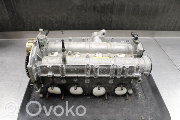 Volkswagen PASSAT B7 Głowica silnika 