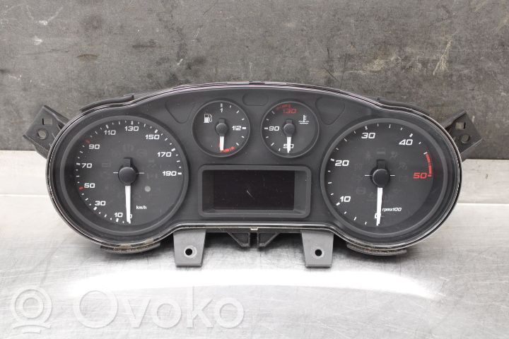 Iveco Daily 6th gen Vitezometru (grup de instrumente) 