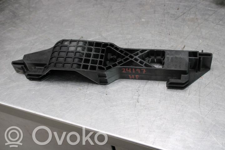 Support, fixation radiateur   5QE121068