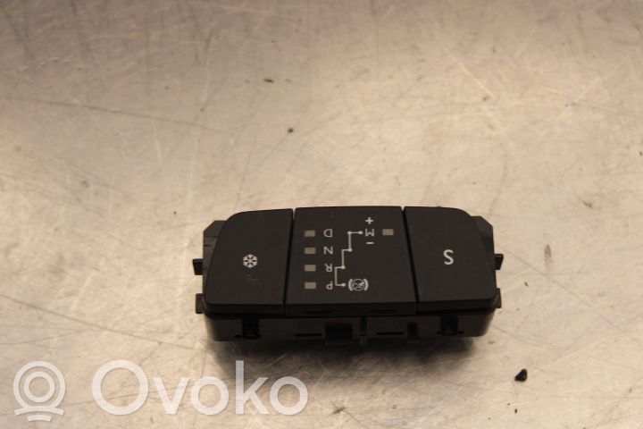 Peugeot 308 Gear shift selector indicator 