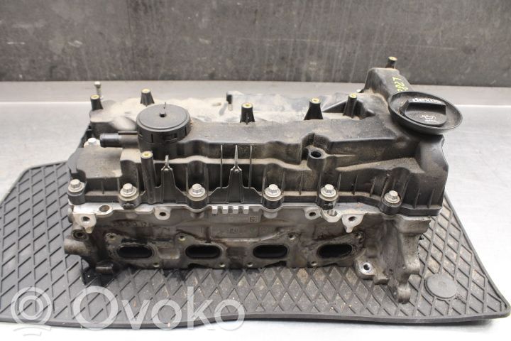 Opel Meriva B Engine head 