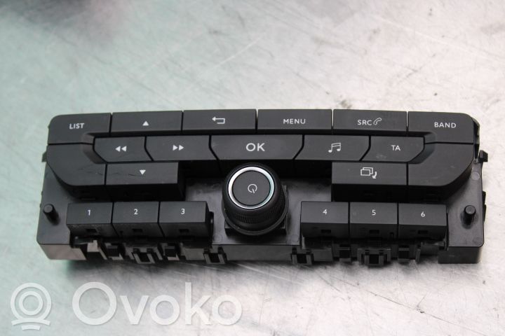 Peugeot Expert Panel / Radioodtwarzacz CD/DVD/GPS 