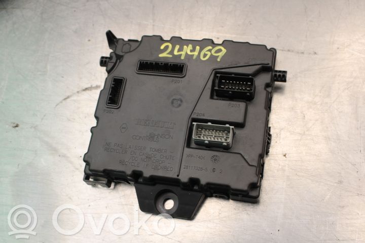 Renault Master III Fuse module 