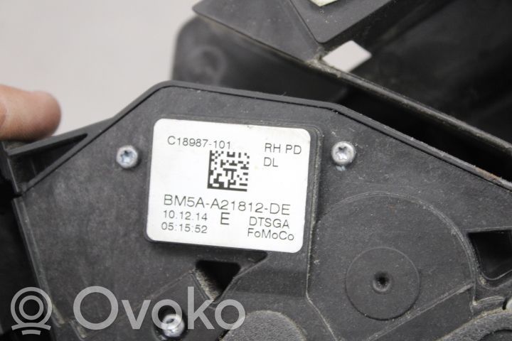 Ford Mondeo MK V Türschloss vorne