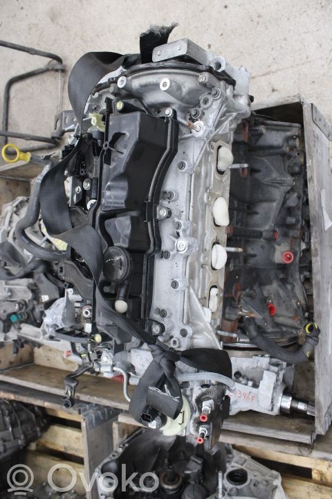 Nissan NV300 Engine 