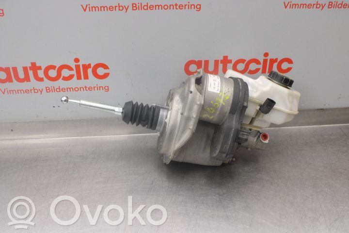 Volkswagen Golf VIII Servofreno
