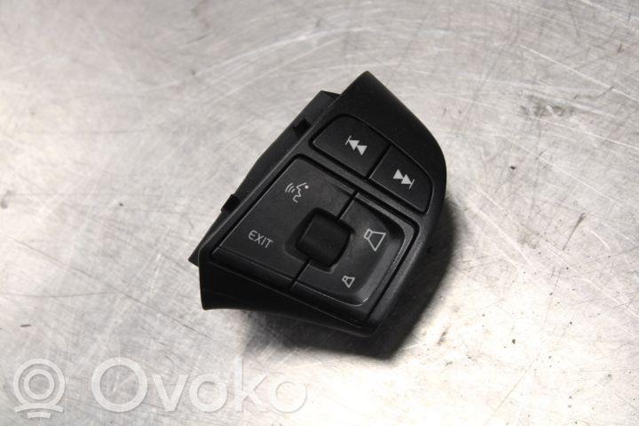 Volvo V60 Przełącznik / Przycisk kierownicy 