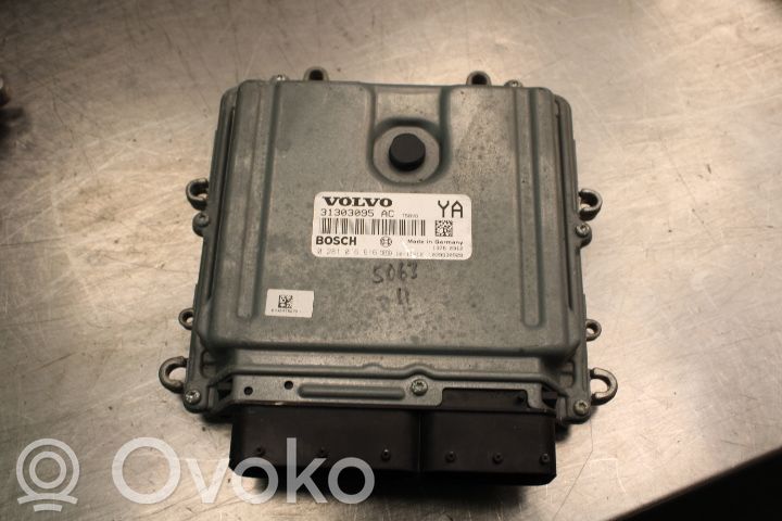 Unité de commande / module d'injection   0281016616,31303095AC