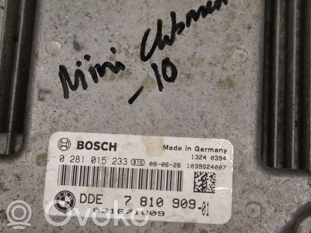 Unité de commande / module d'injection   781090901,0281015233