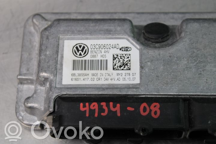 Unité de commande / module d'injection   03C906024AD
