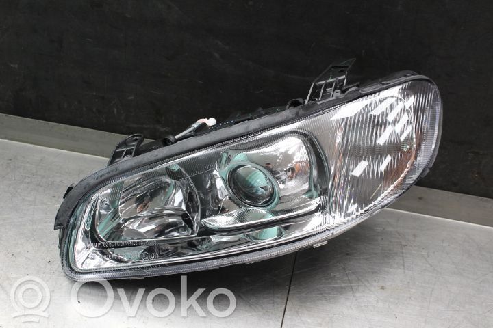 Opel Omega B2 Far 